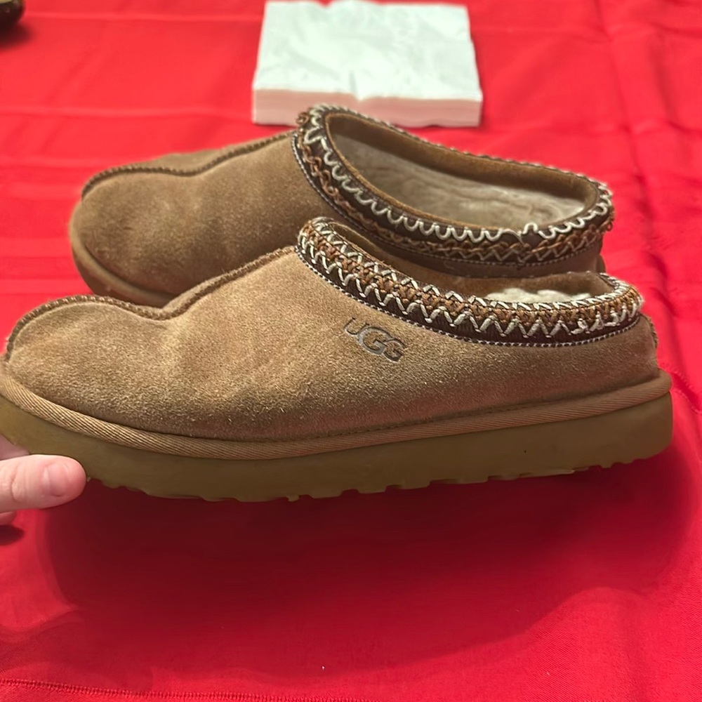 Ugg Tasman